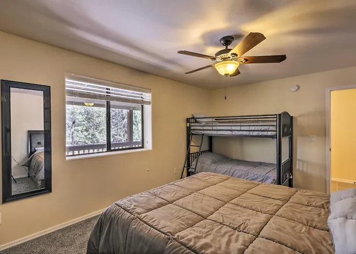 3 Mi To Rainbow Lake: W/ Hot Tub & Deck * Pinetop-Lakeside